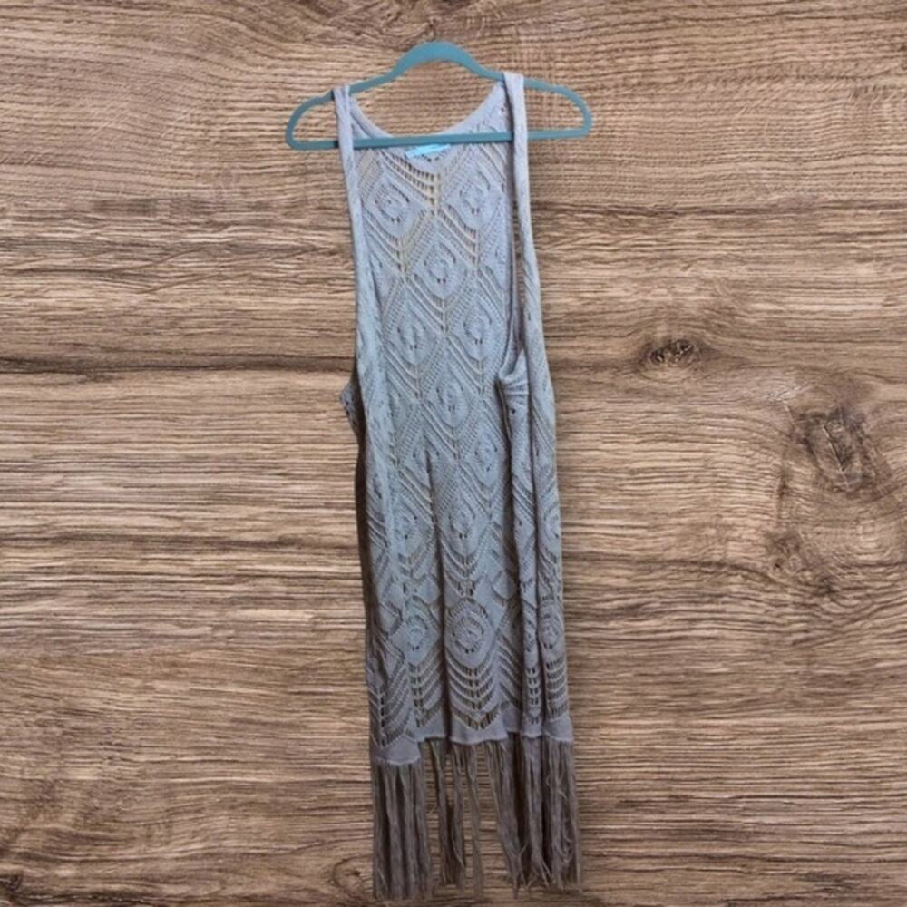 Maurices XL tan/cream fringe, sleeveless sweater vest